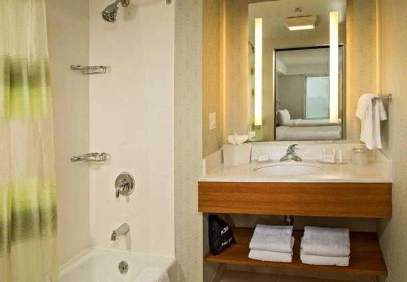 Springhill Suites By Marriott New York Laguardia Airport Εξωτερικό φωτογραφία