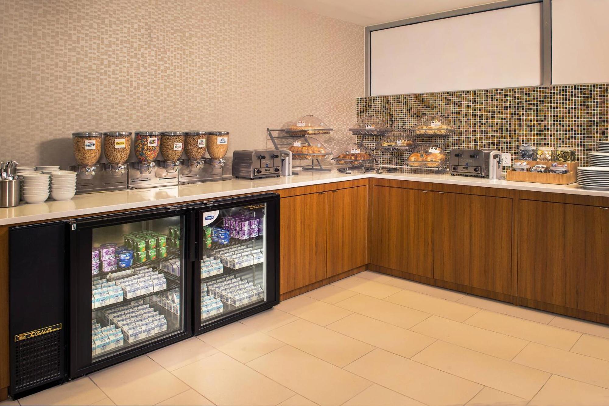 Springhill Suites By Marriott New York Laguardia Airport Εξωτερικό φωτογραφία