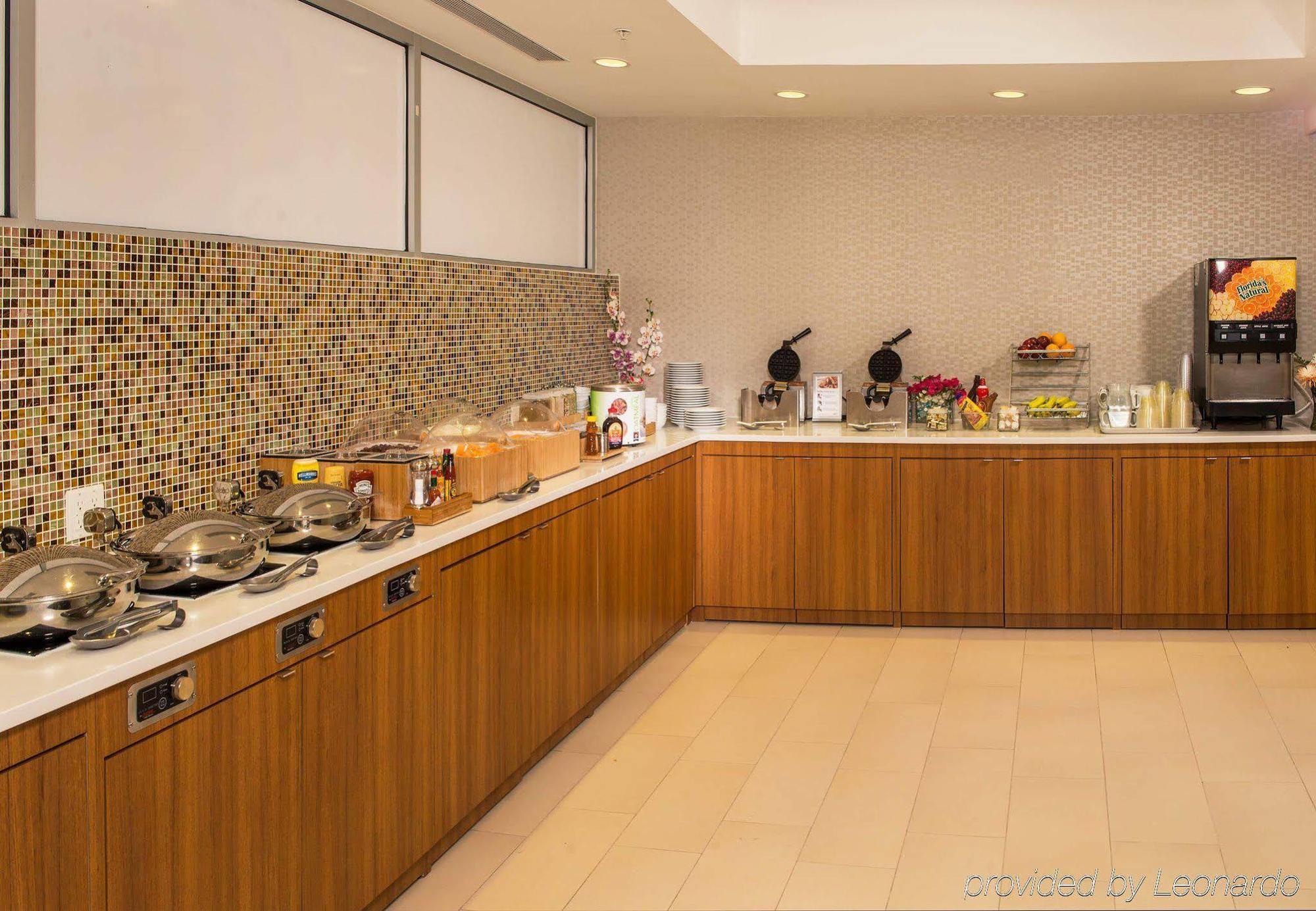 Springhill Suites By Marriott New York Laguardia Airport Εξωτερικό φωτογραφία